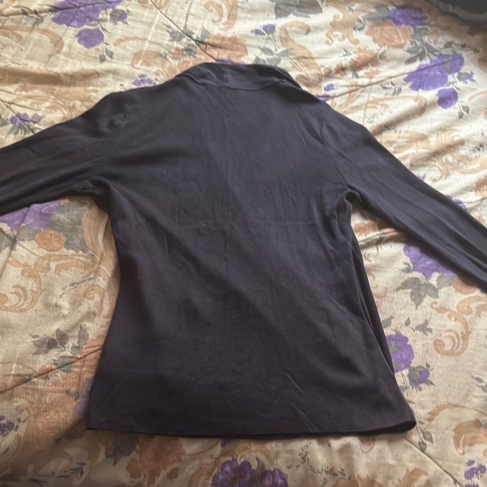 NIC+ZOE Elegant Black Blouse with Buckle Detail - Picture 6 of 6